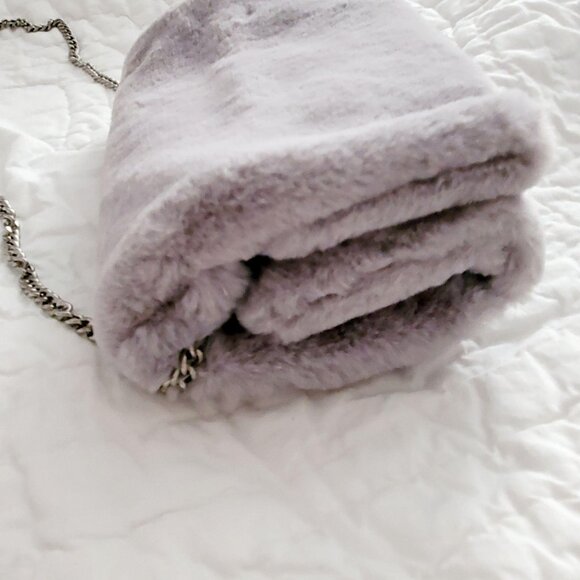 Faux Fur Fold-Over Snap Clasp Silver Tone Chain Gray Clutch Bag By Target - Picture 12 of 15